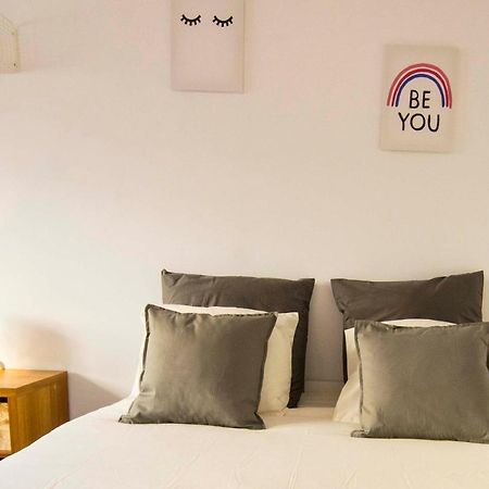 P&P Apartaments Arapiles Malaga Exterior photo