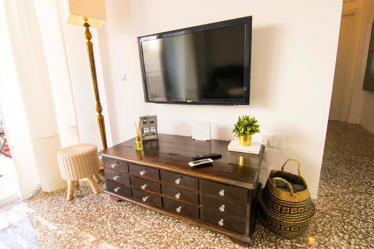 P&P Apartaments Arapiles Malaga Exterior photo