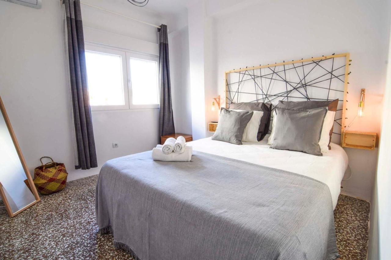 P&P Apartaments Arapiles Malaga Exterior photo